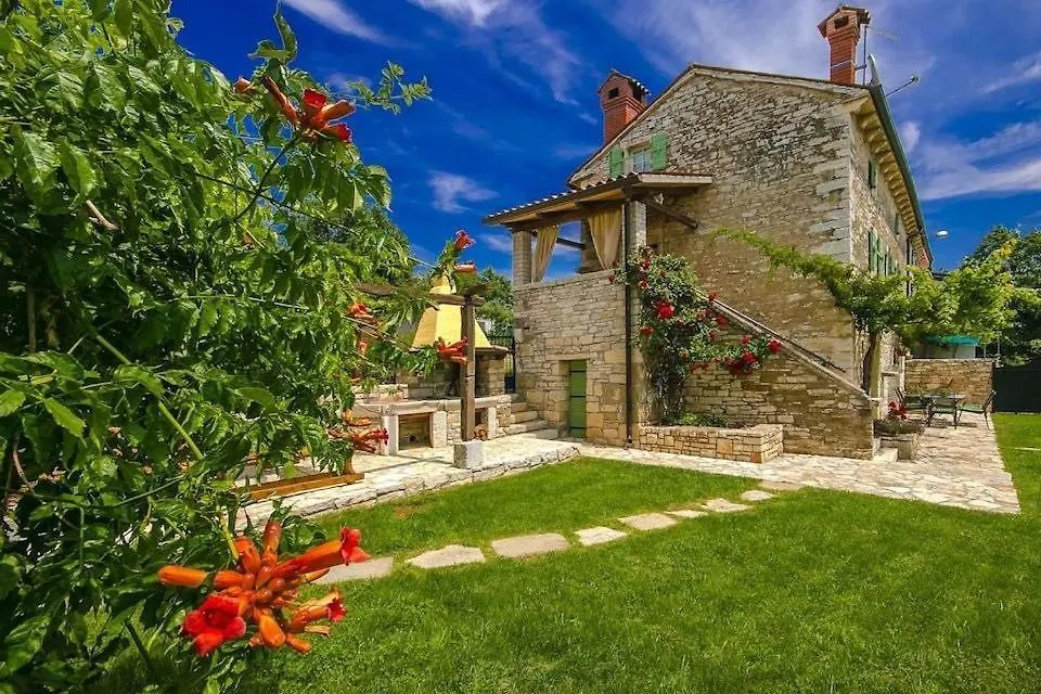 Casa Mazuli Villa Groznjan 0*,  Croatia